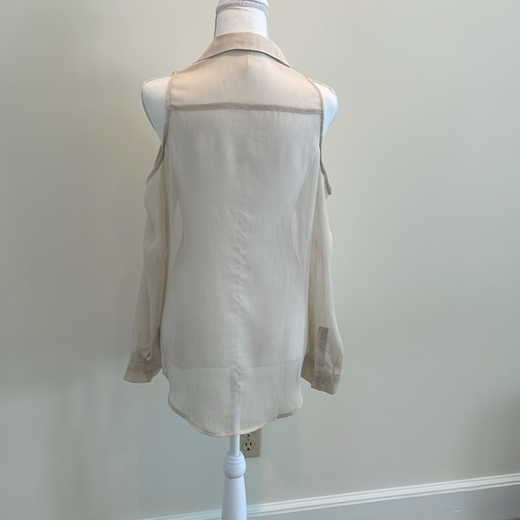 Kirra Cream Color Button Up with Open Shoulders. - Picture 5 of 11